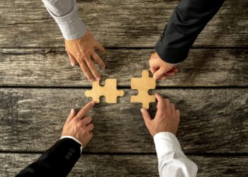 4 considerations for banks acquiring fintechs