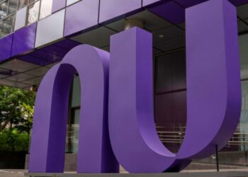 Deals and Dollars: Billions pour into neobanks, established fintechs