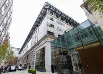 The JPMorgan Chase & Co. offices during in London, U.K., on Wednesday, May 4, 2022. JPMorgan Chase & Co. Chief Executive Officer Jamie Dimon said the Federal Reserve should have moved quicker to raise rates as inflation hits the world economy.