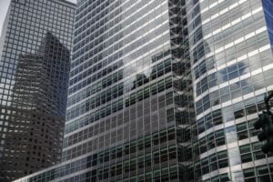 The Goldman Sachs headquarters building in New York, U.S., on Monday, Jan. 17, 2022. Goldman Sachs slumps as much as 8.9% on Tuesday, the most since June 2020, after its fourth-quarter trading revenues came in lower than expected, dragged down by an 11% decline in its equities business.