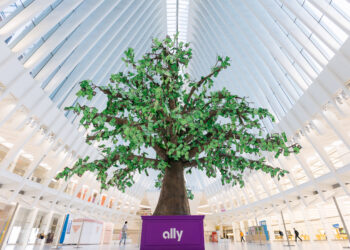 To celebrate the launch of its free financial wellness program Money Roots™, Ally planted a literal money tree in New York City to give away $100,000 – both in person and online – to those who share their money story, ultimately easing financial stress nationwide. Courtesy/Ally