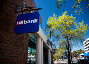 Exterior of a U.S. Bank branch in Walnut Creek, Calif.