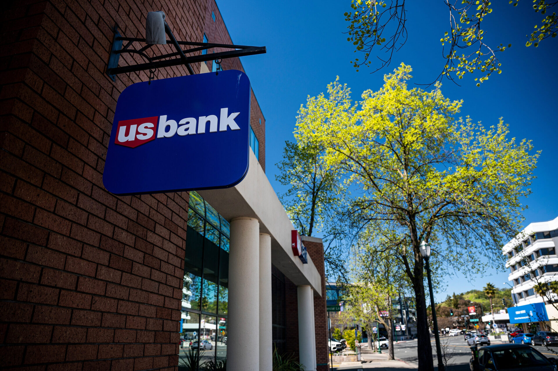 U.S. Bancorp speeds up long-planned expansion into new states